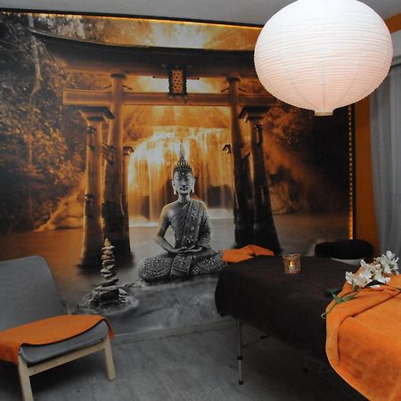 Saint-Avertin Maison Chaleureuse A Partager En Famille Ou Amis Villa Exterior photo