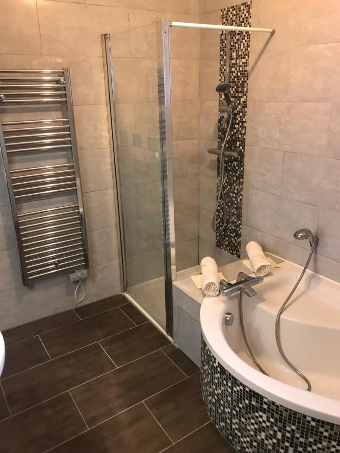 Saint-Avertin Maison Chaleureuse A Partager En Famille Ou Amis Villa Exterior photo